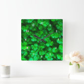 Lucky Celtic Irish Green Shamrocks Vierkante Klok (Huis)