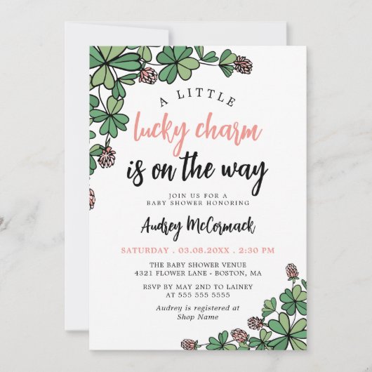 Lucky Charm on Way Girl Baby shower Kaart (Voorkant)