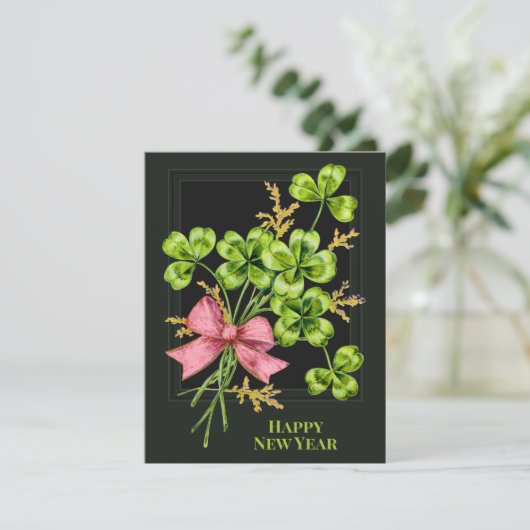 Lucky Charm Shamrocks  Cute Happy Nieuwjaar Feestdagenkaart (Staand voorkant)