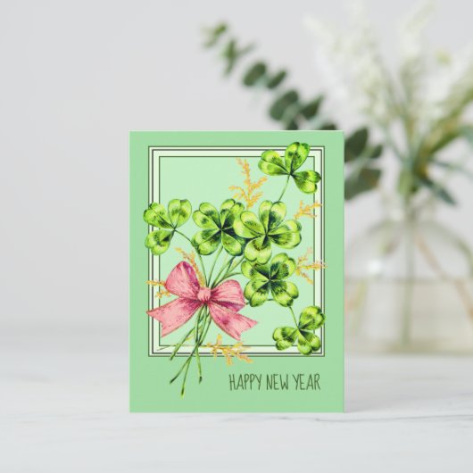 Lucky Charm Shamrocks  Cute Happy Nieuwjaar Feestdagenkaart (Staand voorkant)
