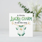 Lucky Charm Square Baby shower Invitation Kaart (Staand voorkant)