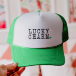 Lucky Charm St Patricks Day Lucky Clover Trucker Pet<br><div class="desc">Vier St. Patrick's Day in stijl met dit Lucky Charm T-shirt! Ontworpen met een -geïnspireerd lettertype en een subtiele shamrock,  is dit t-shirt ideaal voor feestelijke outfits,  casual draag of gelaagdheid. Het is ideaal voor het verspreiden van geluksvibes en Ierse trots.</div>