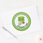 Lucky Charms. Tricolor Shamrocks St. Patrick's Day Ronde Sticker (Envelop)