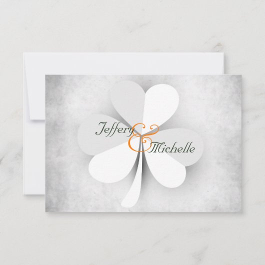 Lucky Clover Grijs Groen Sinaasappel Iers Bruiloft RSVP Kaartje (Achterkant)