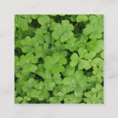 Lucky clover monogram, groene weide vierkante visitekaartje (Achterkant)