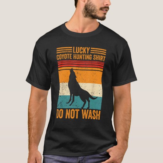Lucky Coyote Hunting  Coyote Hunter Yote T-shirt (Voorkant)