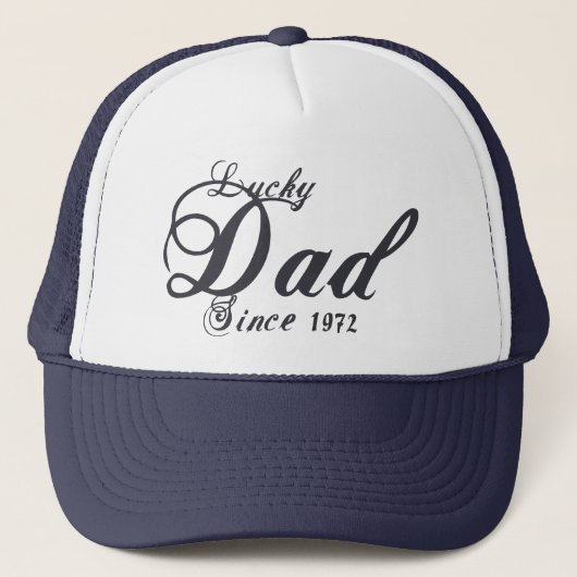 Lucky Dad Since (in je geboortejaar gezet)! Trucker Pet (Voorkant)