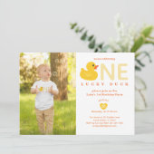 Lucky Duck First Birthday Photo Invitation Kaart (Staand voorkant)
