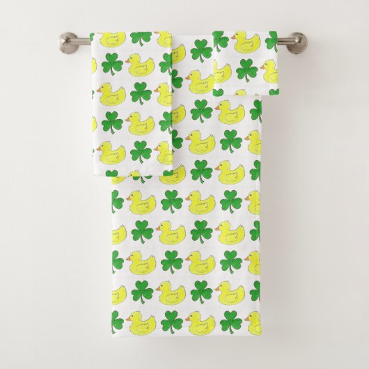 Lucky Duck Irish Shamrock Clover Rubber Ducky Bad Handdoek (Insitu)