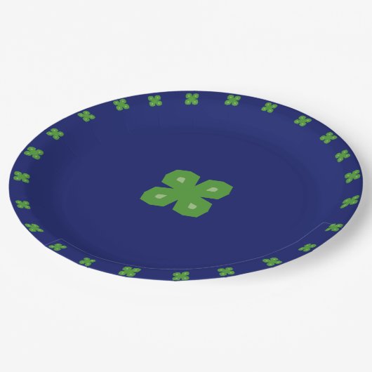 Lucky Geometric four-Leaf Clovers op Blue Papieren Bordje (Gekanteld)