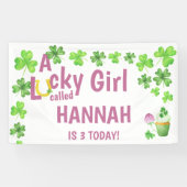 Lucky Girl Shamrock en Muffin Birthday Party Spandoek (Horizontaal)