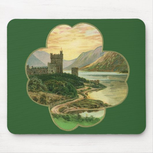  Lucky Gold Shamrock met een Iers Castle Muismat (Voorkant)