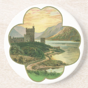Lucky Gold Shamrock met een Iers Castle Zandsteen Onderzetter