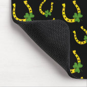 Lucky Golden Hoefijzer met Shamrock op Black Muismat (Hoek)