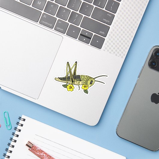 Lucky Grasshopper Sticker (Laptop met iPhone)