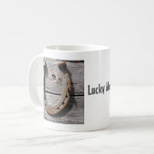 Lucky Hoefijzer op Wooden Fence Koffiemok (Voorkant links)