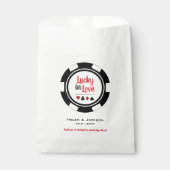 Lucky in Love Black Cream White Poker Chip Weddens Bedankzakje (Voorkant)