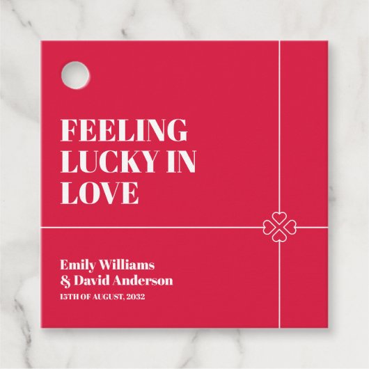 Lucky in Love Crimson Red Wedding Bedankjes Labels (Voorkant)