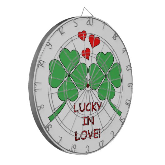 Lucky in Love Hearts Clover Dartbord (Voorkant Links)