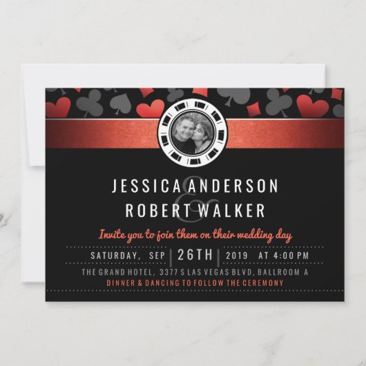 Lucky in Love Las Vegas Red Wedding Invite Kaart (Achterkant)