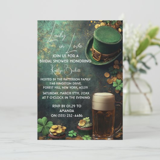 Lucky in love Leprechaun en bier groene bruid Kaart (Staand voorkant)