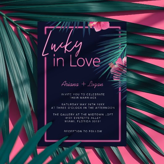 Lucky In Love Neon Roze Tropische Retro bruiloft Kaart