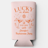 Lucky In Love Oranje vrijgezellenweekend Seltzer Blikjeskoeler (Voorkant)