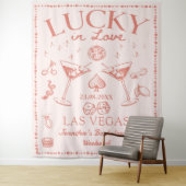 Lucky in Love Peach Cocktail Bachelorette-feest Wandkleed (In situ)