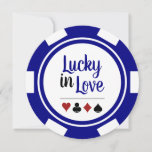 Lucky In Love Poker Chip Blue Las Vegas Wedding Kaart<br><div class="desc">Daag je gasten af door ze deze blauwe en witte 'Lucky in Love' pokerchips trouwuitnodigingen te sturen. Ze wachten vol ongeduld om bij je te zijn op deze leuke bruiloft.</div>