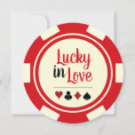 Lucky In Love Poker Chip Rood Gebroken Wit Bruilof Kaart<br><div class="desc">Verbluf je gasten door ze deze rode,  zwarte en gebroken witte "Lucky in Love" poker chip bruiloft uitnodigingen te sturen. Ze wachten er reikhalzend op om met je mee te gaan op deze zeker-te-zijn-leuke bruiloft!</div>