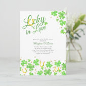 Lucky in Love Shamrock Elegant Vrijgezellenfeest Kaart (Staand voorkant)