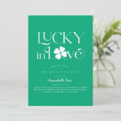 Lucky in Love Shamrock Green Bridal Shower Kaart (Staand voorkant)