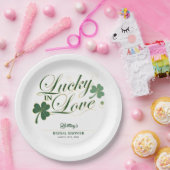 Lucky in Love St. Patrick's Bruiloftsshower Modern Papieren Bordje (Feest)