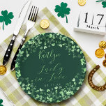 Lucky In Love St. Patrick's Day Bridal Shower Papieren Bordje<br><div class="desc">Celebrate in style with these modern and very trendy bridal shower or birthday party paper plates. This design is easy to personalize with your special event wording and your guests will be thrilled when they see these fabulous plates. Matching items can be found in the collection.</div>