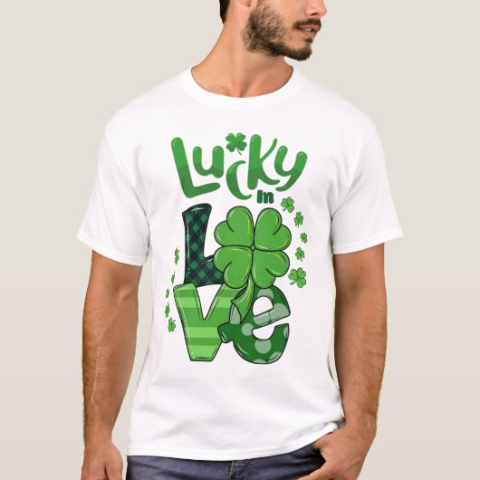 Lucky In Love St. Patrick's Day Patterned Shamrock T-shirt (Voorkant)