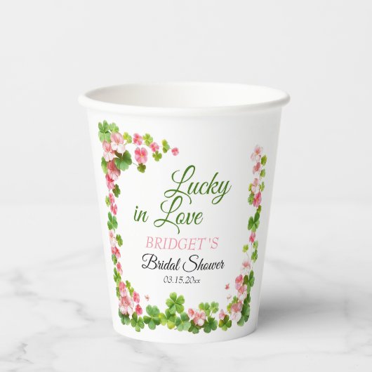 Lucky in Love St. Patrick's Day Vrijgezellenfeest Papieren Bekers (Voorkant)