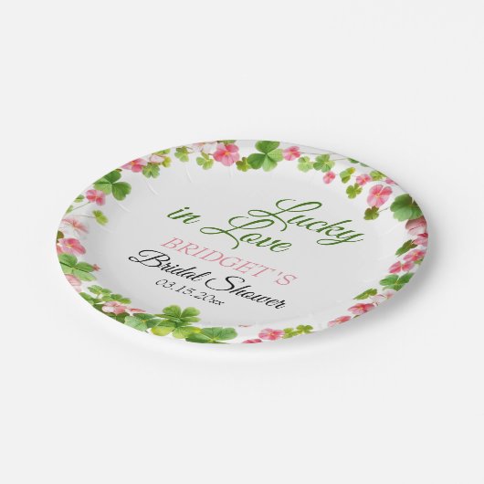 Lucky in Love St. Patrick's Day Vrijgezellenfeest Papieren Bordje (Gekanteld)