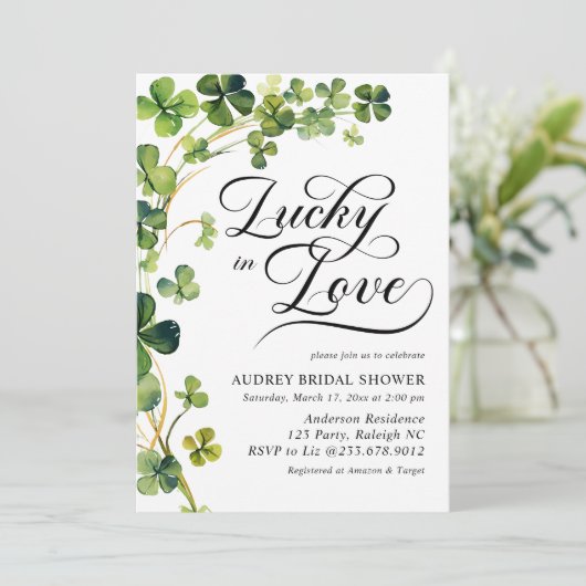 Lucky in Love Vrijgezellenfeest Green Shamrock Kaart (Staand voorkant)