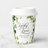 Lucky in Love Vrijgezellenfeest Green Shamrock Papieren Bekers (Achterkant)