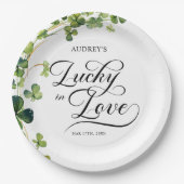 Lucky in Love Vrijgezellenfeest Green Shamrock Papieren Bordje (Voorkant)