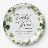 Lucky in Love Vrijgezellenfeest Green Shamrock Papieren Bordje (Voorkant)