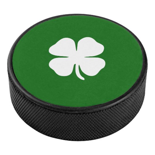 Lucky Irish Green Four Leaf Clover Modern Eenvoudi Hockey Puck (3/4)