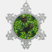 Lucky leprechaun black cat snowflake ornament (Voorkant)