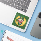 Lucky Leprechaun en klaver Sticker (Laptop met iPhone)