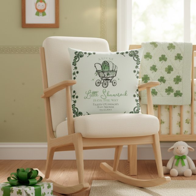 Lucky Little Thank You St Patricks Day Baby shower Kussen (A Little Shamrock is on Way Throw Pillow for St. Patrick's Day Baby Shower. Vintage Baby Carriage)