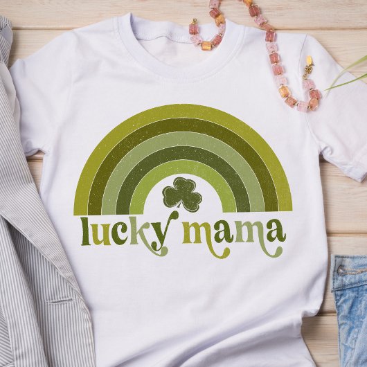 Lucky Mama Retro St Patrick's Day Word Art Rainbow T-shirt