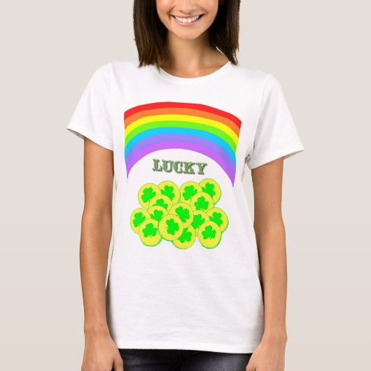 Lucky met Rainbows, Gold en Shamrocks T-Shirt (Voorkant)