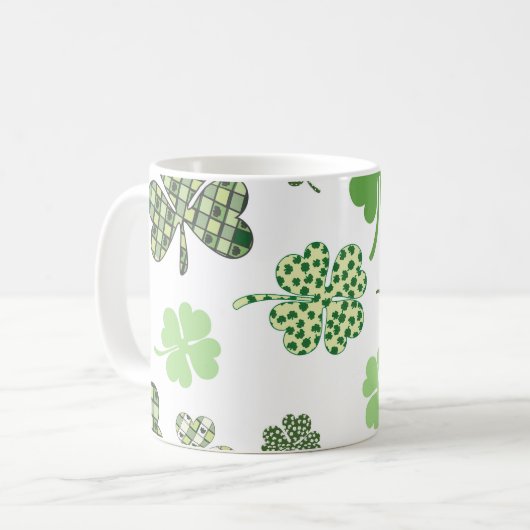 Lucky Monogram St. Patrick's Day Clovers Koffiemok (Voorkant links)