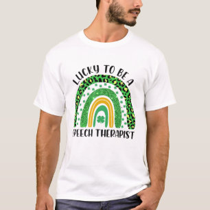 Lucky om een Speech Therapist Rainbow St. Patrick T-shirt