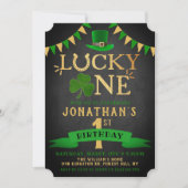 Lucky One Chalkboard 1st Birthday-uitnodigingen Kaart (Voorkant)